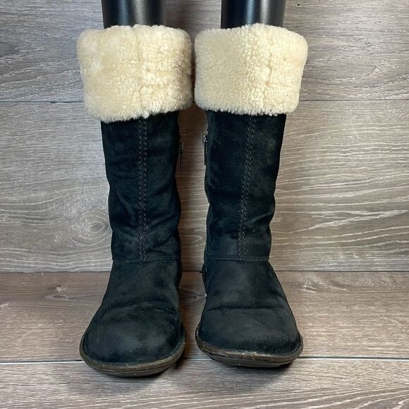 Ugg Karyn Black Suede Warm Shearling Cuff Women’s Sz 5 Zip Pull On Winter Boots - Picture 2 of 12
